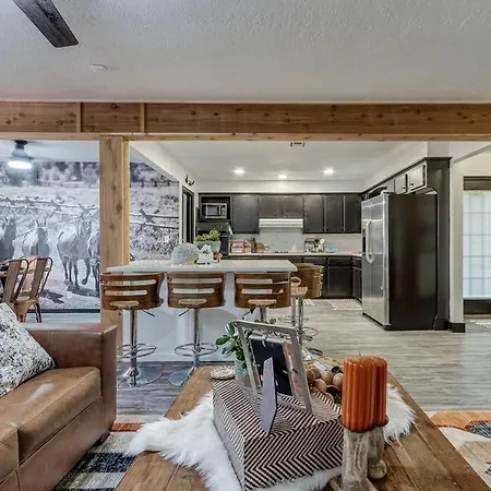 Country Home Near Norman On 5 Ac
